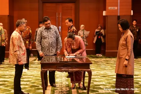 Menteri Sri Mulyani Lantik Dua Direktur BPDP-KS