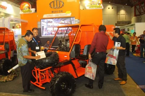 Wintor  Jawaban Mekanisasi Sawit