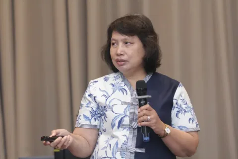 Prof. Dr. Ir. Erliza Hambali, Guru Besar  Institut Pertanian Bogor Surfaktan Pendukung Industri Strategis