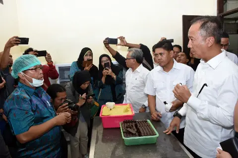 Ekspor Naik 10%, Industri Manufaktur Masih Bergeliat Hadapi Pandemi Covid-19