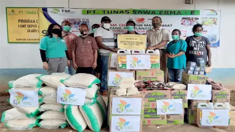 Korindo Group Distribusikan  420 kg Beras untuk Masyarakat Boven Digoel