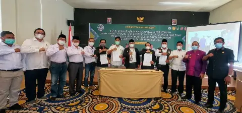 APKASINDO se-Sulawesi dan GAPKI Jalin MoU Pembinaan Kemitraan