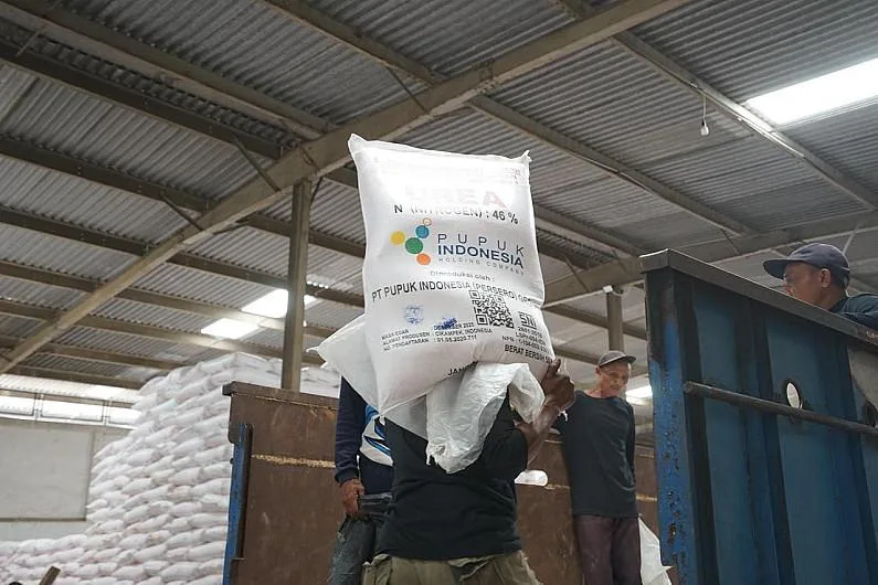Pupuk Indonesia Bekukan Izin Kios Pupuk Bersubsidi yang Bermasalah di Bone