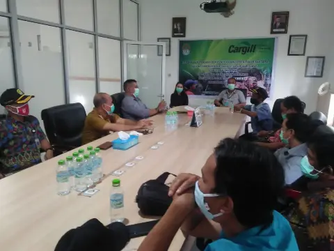 Cargill Tropical Palm Hibahkan Tanah Kas Desa Seluas 90 Ha di Ketapang