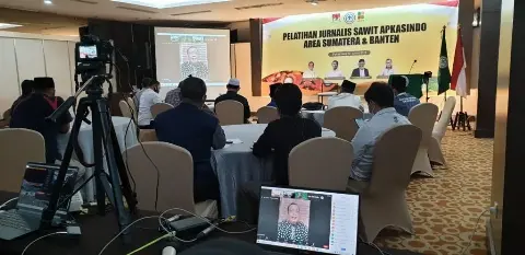 Tangkal Isu Negatif, APKASINDO Dan BPDPKS Gelar Pelatihan Jurnalistik Petani