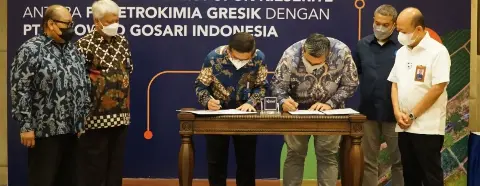 PUPUK INDONESIA KAJI PEMBANGUNAN PABRIK PUPUK KIESERITE DENGAN POLOWIJO GOSARI INDONESIA