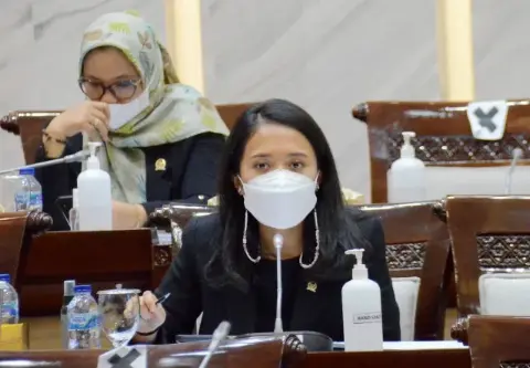 Jaga Momentum Pemulihan Ekonomi, DPR Imbau KSSK Perkuat Bauran Kebijakan