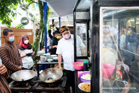 Penguatan UMKM Lewat KUR dan Pelatihan