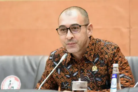 Nasim Khan Minta Praktik Monopoli Pupuk Diminimalisir