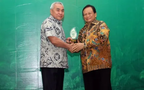 Gubernur Kaltim: Perusahaan Sawit Dihimbau Masuk GAPKI
