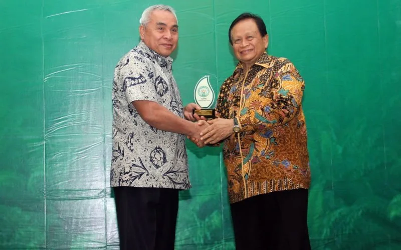 Gubernur Kaltim: Perusahaan Sawit Dihimbau Masuk GAPKI