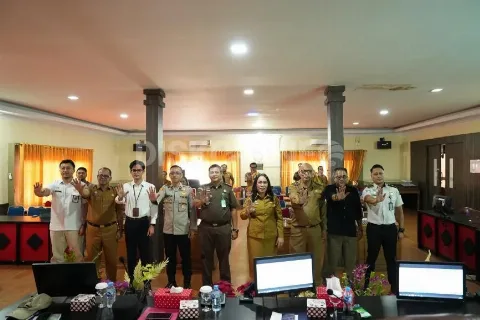 Wabup Sanggau Buka FGD Perlindungan Pekerja Sawit