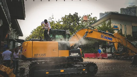 Usia ke-16, GM Tractors  Semakin Tangguh