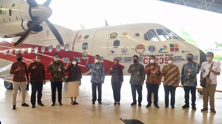 Indonesia Cetak Sejarah, Pesawat CN235 Terbang dari Bandung-Jakarta Gunakan Bioavtur 2,4%