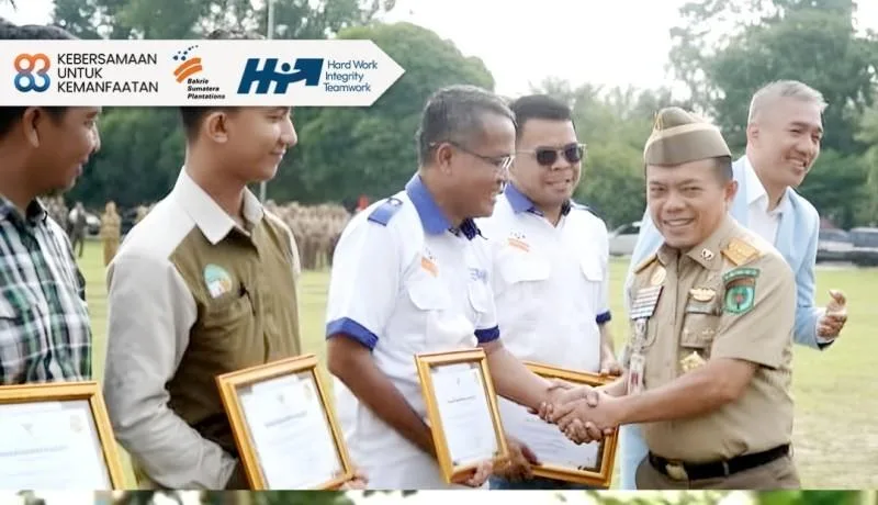 Gubernur Jambi Serahkan Penghargaan kepada Dua Anak Usaha Bakrie Sumatera Terkait Tenaga Kerja Disabilitas