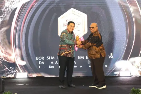 BPDP Dianugerahi Penghargaan Komitmen Pemberdayaan 100 UMKM Sawit di 4th Sawit Indonesia Award 2025