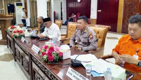 Wakil Bupati Mempawah Menetapkan Status Siaga Darurat Karhutla  di Kabupaten Mempawah Tahun 2026