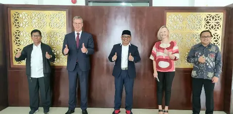 Dubes Uni Eropa: Dari Cerita Petani, Saya Paham Sawit Sumber Kehidupan