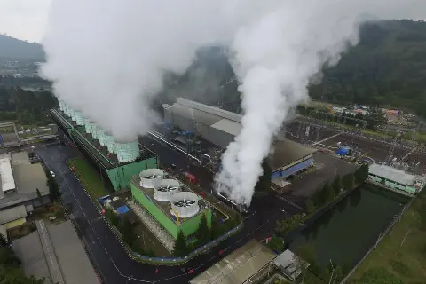 Menteri ESDM Paparkan Usulan Skema Penerapan Pajak Karbon Sektor Energi