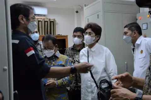 PLTS Buka Potensi Indonesia Beralih EBT