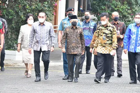 Wapres dan Mentan Lepas Ekspor 25 Komoditas Perkebunan Ke 34 Negara