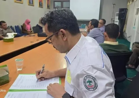 Disbun Riau Tetapkan Harga TBS hingga Usia 30 Tahun