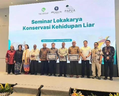 Riset IPB–TSE Ungkap Pentingnya Konservasi Cenderawasih dan Kura-kura Moncong Babi di Papua Selatan