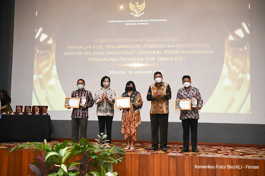 Kanwil DJBPPeroleh Penghargaan Pendukung Program KUR Tahun 2021