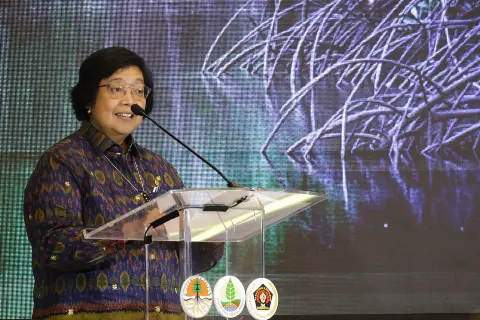 Menteri LHK Meminta para Gubernur Untuk Pemahaman Bersama tentang Perkembangan Perubahan Iklim dan Karbon
