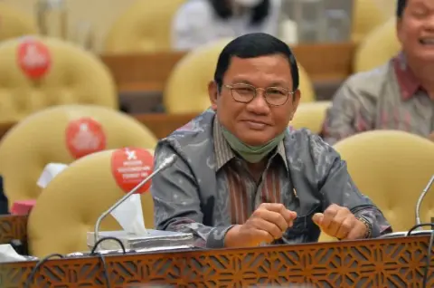 Hanan Rozak Minta KLHK Fokus Tangani Penanganan dan Perlindungan Hutan Indonesia