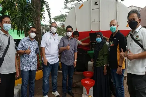 Holding Pangan ID FOOD Distribusikan 12 Ton Minyak Goreng