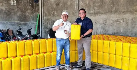 APKASINDO dan Apical Distribusikan 30.000 liter Minyak Goreng Curah Sehat dan Terjangkau di Riau