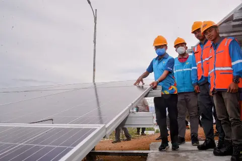 Tinjau Kesiapan PLN Mendukung Kegiatan Presidensi G20, Apresiasi Komitmen Transisi Energi Melalui PLTS Pulau-Pulau Kecil di Kawasan Labuan Bajo