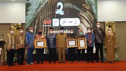 Tiga Unit Usaha EAS Group Raih Sertifikat ISPO