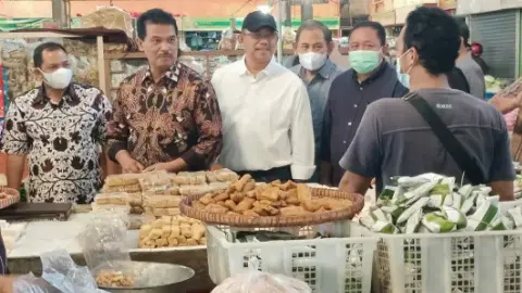 Gelar Sidak Pasar, Kementan: Stok dan Harga Pangan Pokok di Jateng Aman Hingga Pasca Lebaran