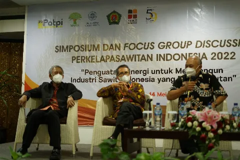 Kebijakan Sawit Butuh Sentuhan Pakar