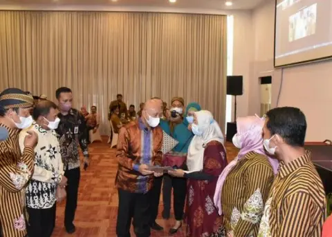 Menkop-UKM Bagikan 1.000 NIB Bagi UMKM Di Deli Serdang