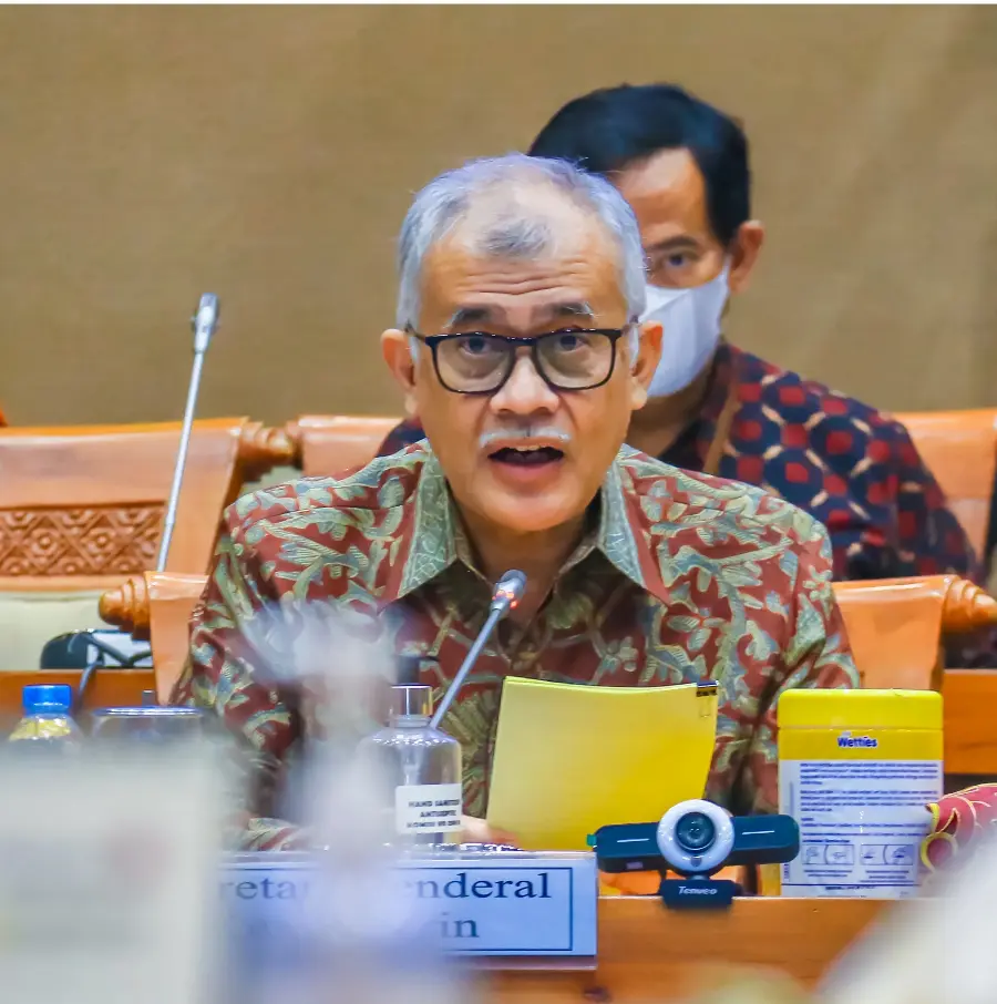 Lestarikan Lingkungan, Sekolah Vokasi Kemenperin Olah Darah Sapi Jadi Pupuk Organik Cair