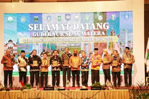 Rakor Gubernur Se- Sumatera, Gubernur Mahyeldi Sampaikan 4 Usulan Rencana Terintegrasi di Sumatera