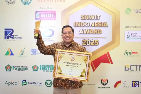 Dadang Gusyana Penerima 4th Sawit Indonesia Award 2025 Berkat Komitmennya Kepada Pengembangan Sawit Rakyat