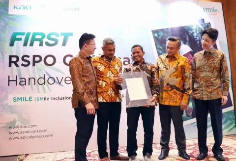 Kolaborasi Apical, Kao, dan Asian Agri Tingkatkan Kesejahteraan Petani Sawit