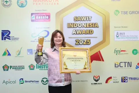 Primacom Dianugerahi Penghargaan sebagai Penyedia Infrastruktur  Komunikasi dan Digitalisasi Terdepan di 4th Sawit Indonesia Award 2025