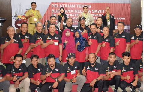 BEST PLANTER INDONESIA (BPI) & BPDPKS LATIH 122 PETANI SAWIT MUBA