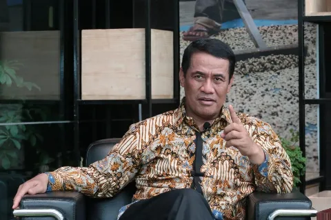 Hilirisasi Kelapa, Gambir, dan CPO Bisa Hasilkan Rp15 Ribu Triliun