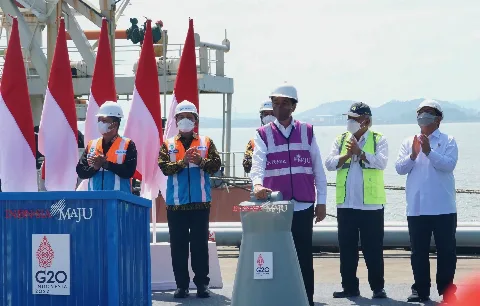 Presiden Jokowi Resmikan Terminal Kijing Pelabuhan Pontianak di Kabupaten Mempawah
