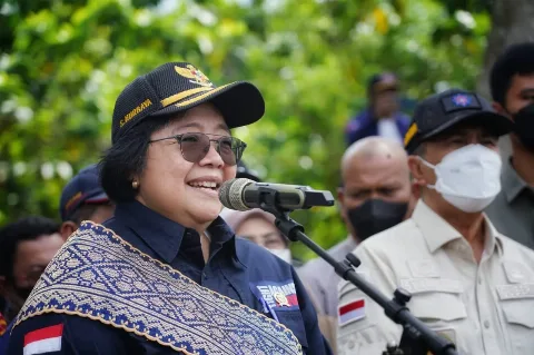 Menteri LHK Tanam Pohon Dan Berdayakan Masyarakat Talang Mamak Dan Melayu Tua Di DAS Indragiri