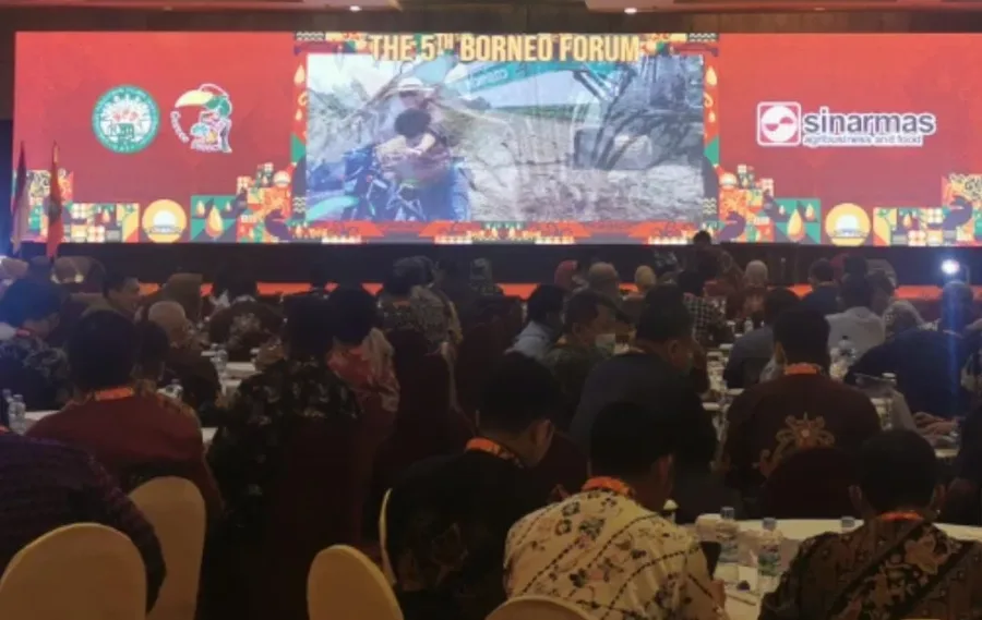 Borneo Forum V Resmi Dibuka,  Menko Perekonomian: Kepala  Daerah Perlu Mengawal Sektor Sawit