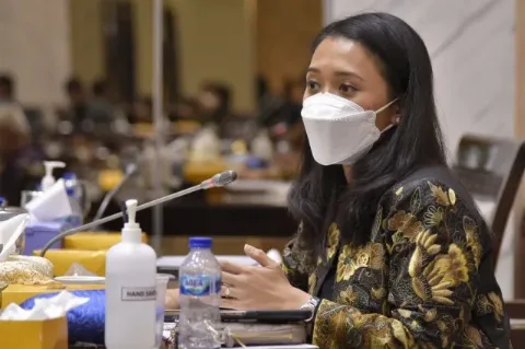 Puteri Komarudin: KUR Percepat Pemulihan UMKM dan Ekonomi Nasional