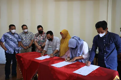 PTPN V Salurkan Rp1,3 Miliar Perkuat UMKM di Riau