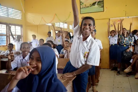 TSE GROUP Bantu Peningkatan Sumber Daya Manusia Di Papua Melaui Program Edukasi Sosial